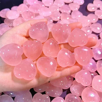Natūralių kristalų amatų raižyti 30mm rose kvarco širdies formos, skirtos parduoti